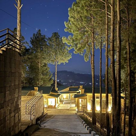 Hidden Hills Hotel & Resort Mansehra Exterior foto