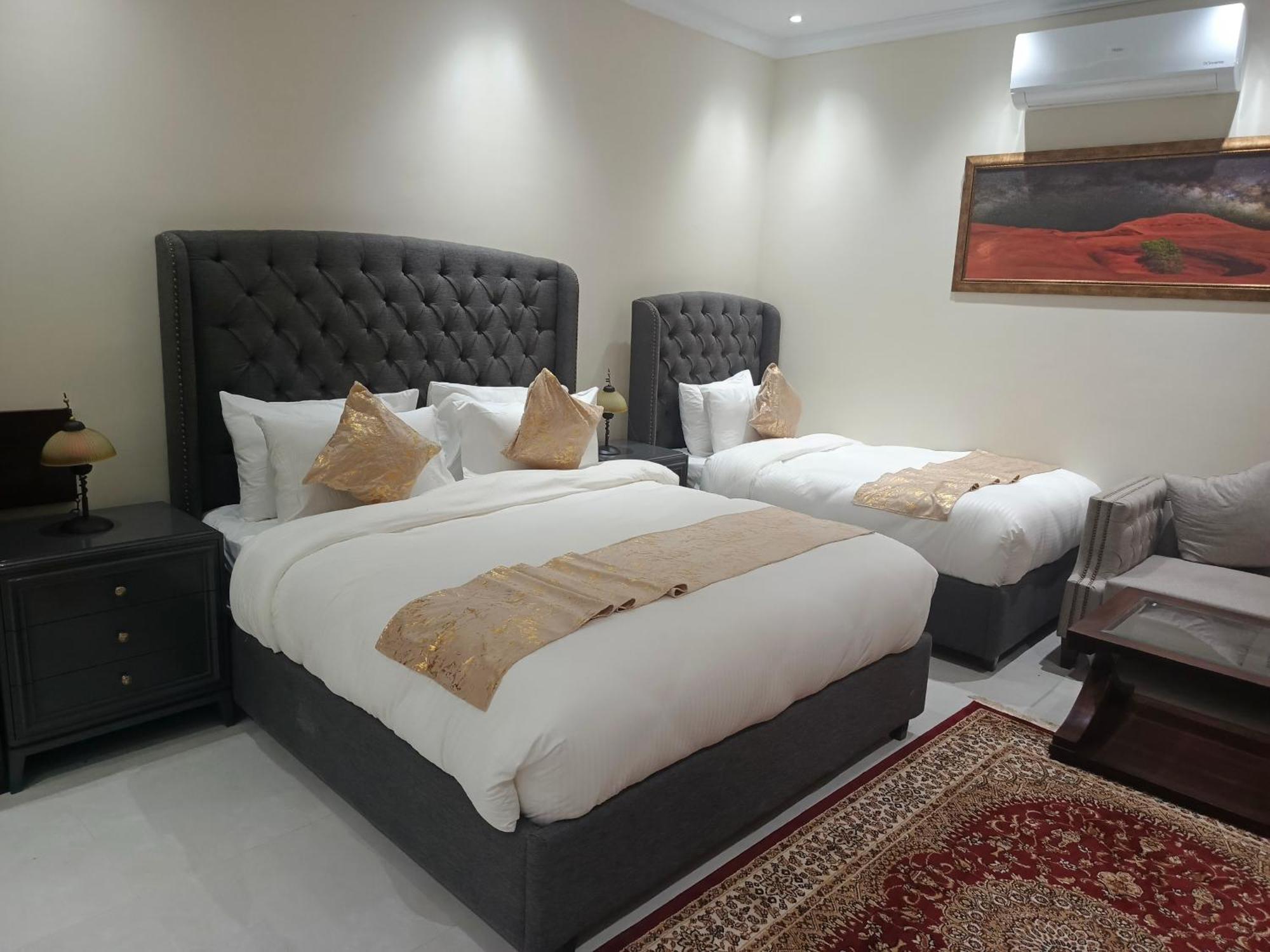 Hidden Hills Hotel & Resort Mansehra Exterior foto