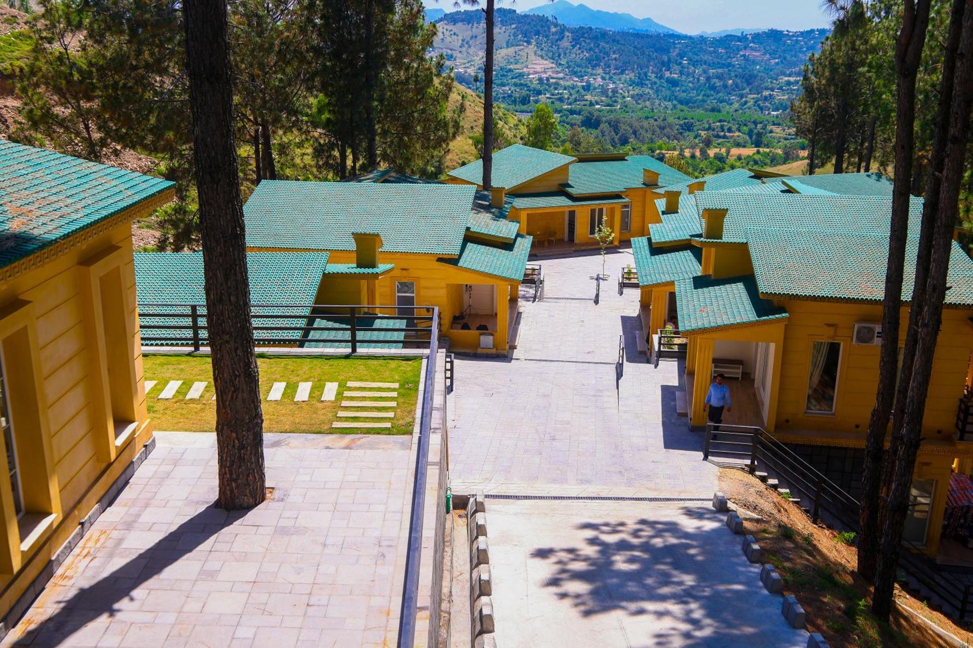 Hidden Hills Hotel & Resort Mansehra Exterior foto