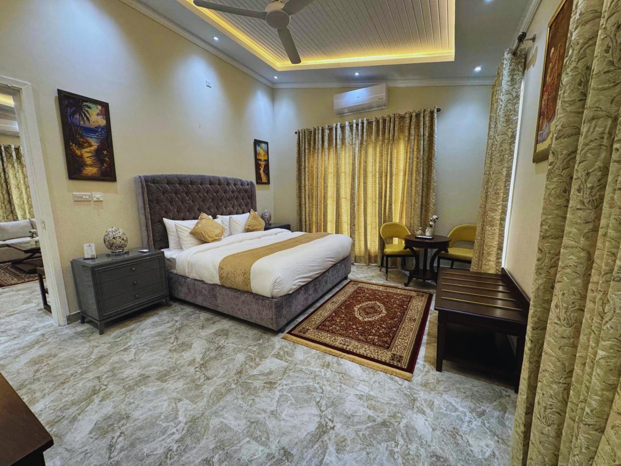 Hidden Hills Hotel & Resort Mansehra Exterior foto