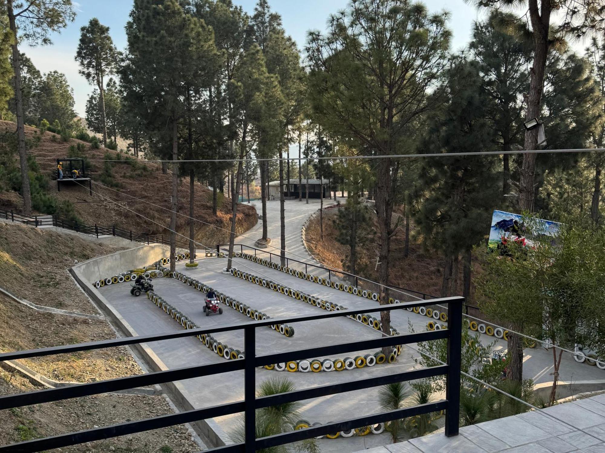 Hidden Hills Hotel & Resort Mansehra Exterior foto